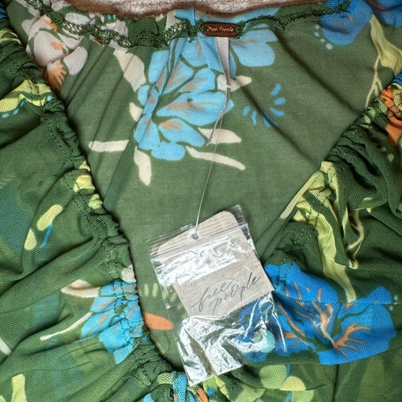 FREE PEOPLE- Of Paradise Top - Picture 5 of 6